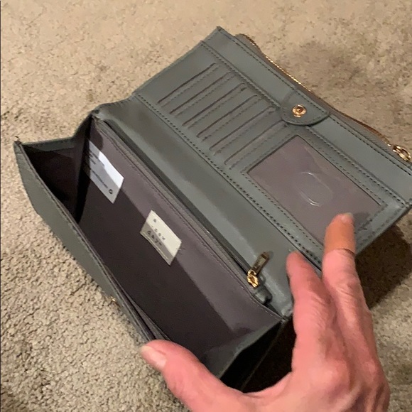 Wallet - Picture 3 of 3